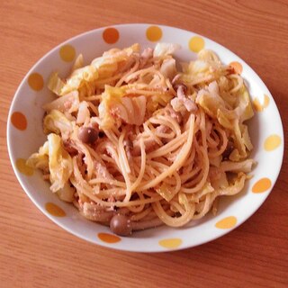 しめじとキャベツとたらこのパスタ